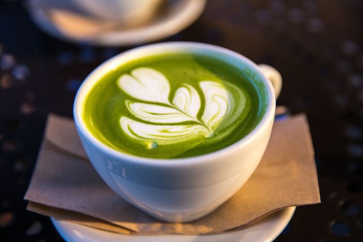 What does matcha latte taste like?