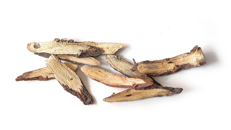 What does licorice root tea taste like?