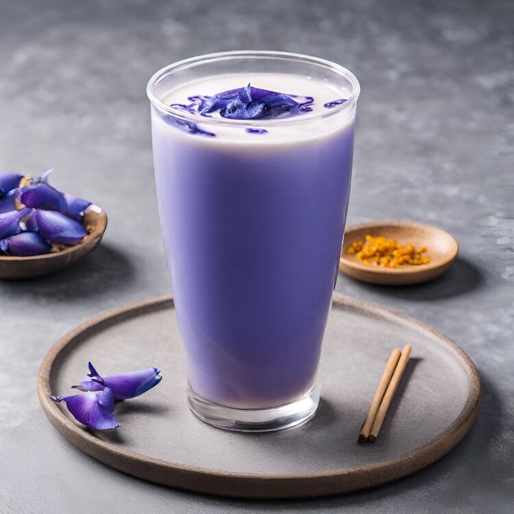 Butterfly pea milk tea