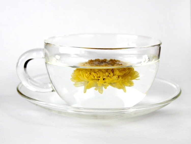 Chrysanthemum green tea